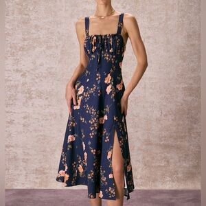Rihoas Navy Lace Up Floral Ruched Midi Dress